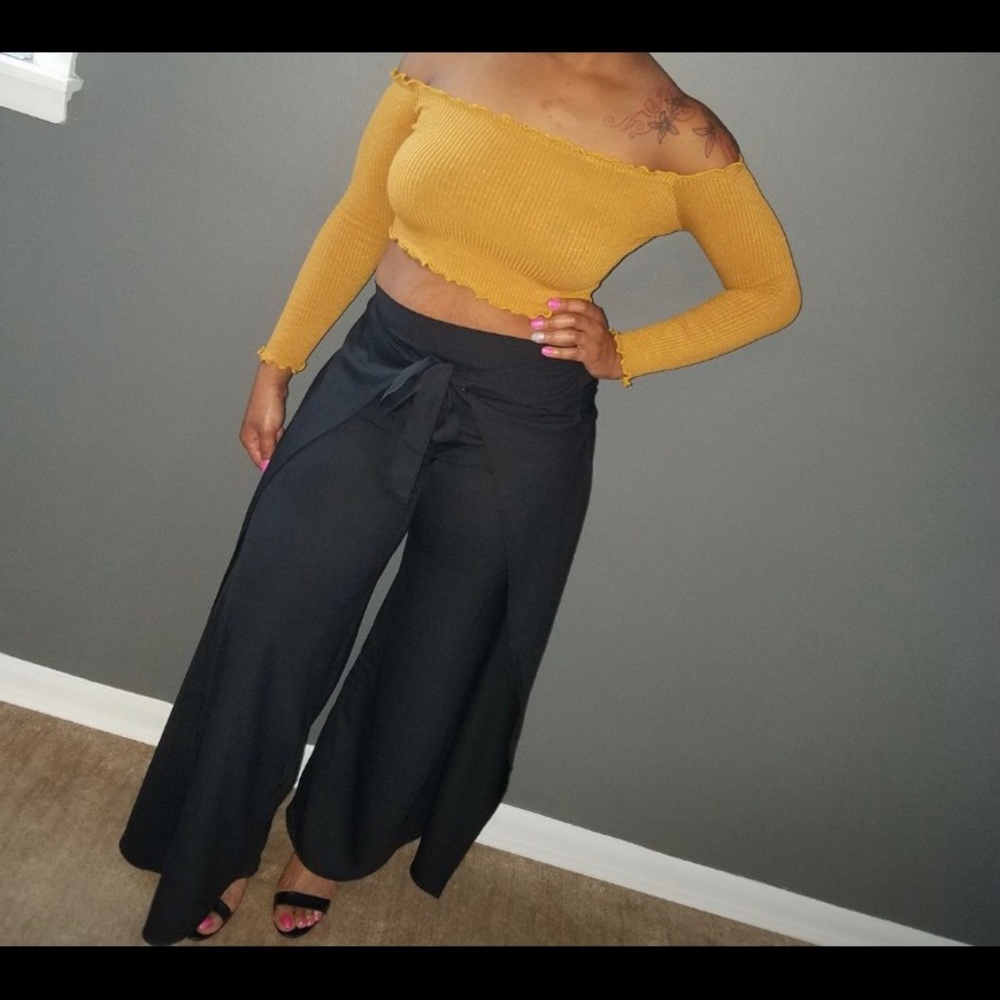 Black wide leg pants